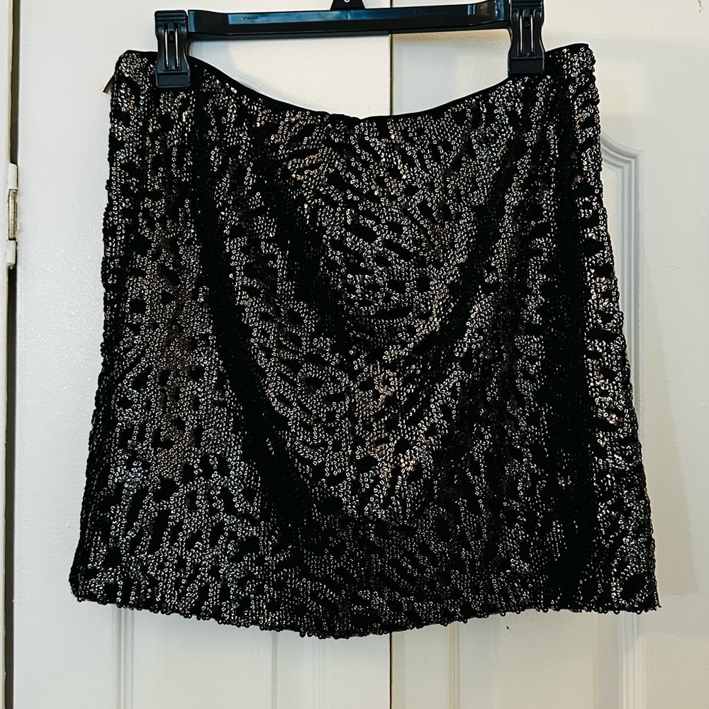 Elegant Black Lace Mini Skirt